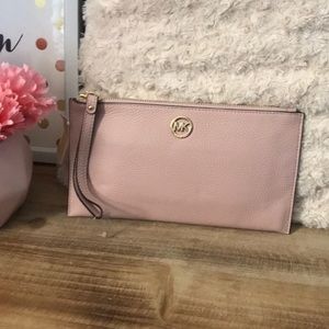 Michael Kors Fulton Large Zip Clutch wristlet